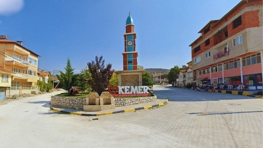 Kemer ilçesi nasıl bir yerdir?